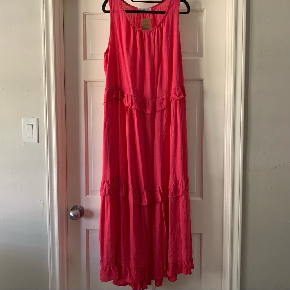 Pink Ruffled Maxi Dress • 1X •